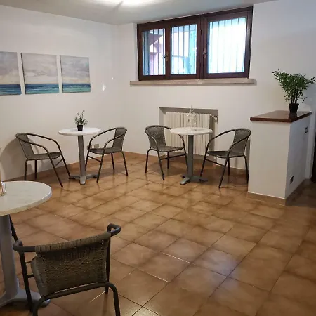Maison d'hôtes Ur - Serenella *